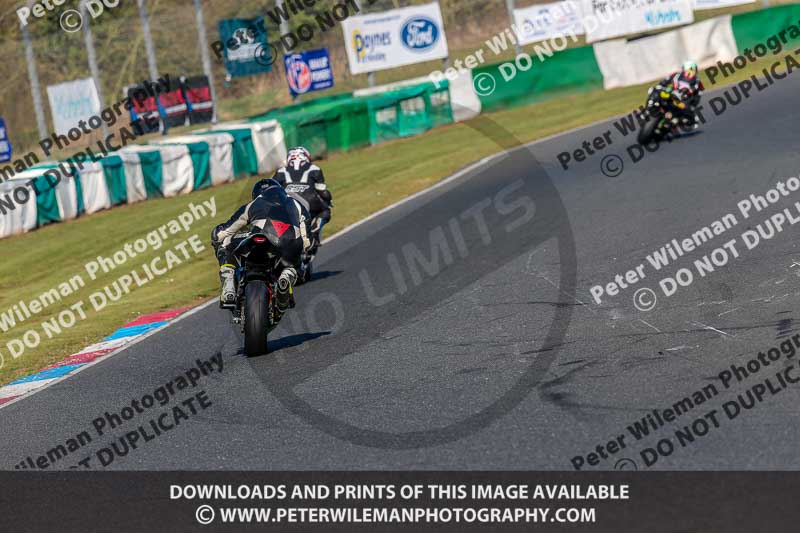 PJ Motorsport Photography 2018;enduro digital images;event digital images;eventdigitalimages;mallory park;mallory park photographs;mallory park trackday;mallory park trackday photographs;no limits trackdays;peter wileman photography;racing digital images;trackday digital images;trackday photos